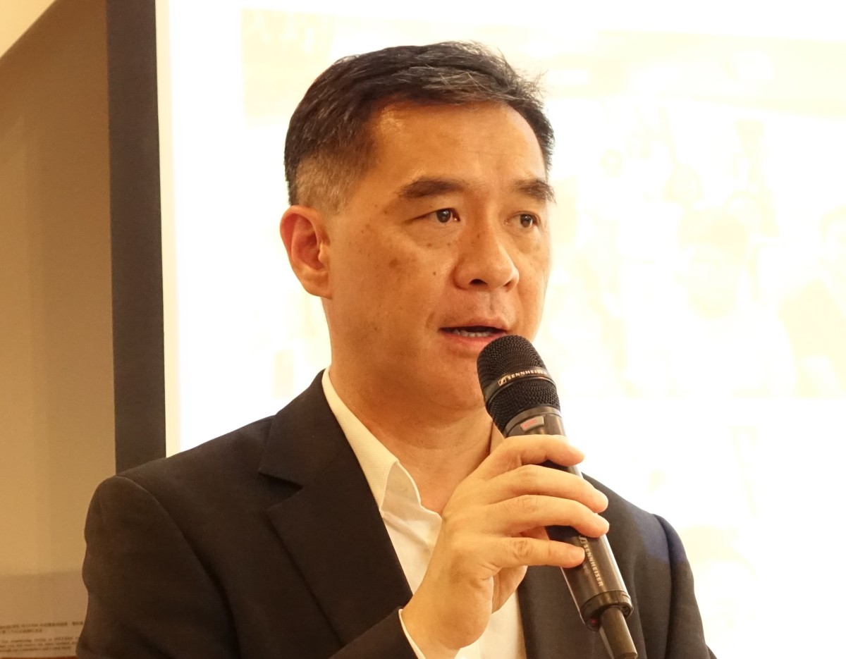 莫偉軒認為要擴大香港的創業生態，第一步是發掘具潛質的公司，從 大學、社區四圍找尋，希望在二至三年內增加培育公司至 500 間。