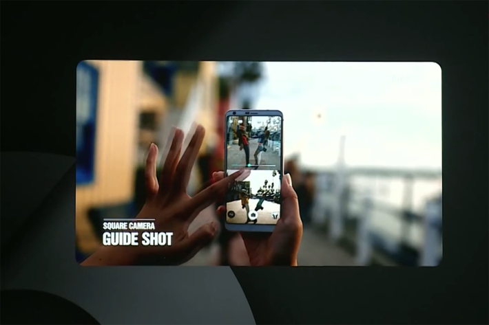 有新意的「Square camera」模式，將 18：9 的畫面分拆成兩個正方視窗，其中一個為 Guide shot ，想拍攝同一 pose 相片話咁易。