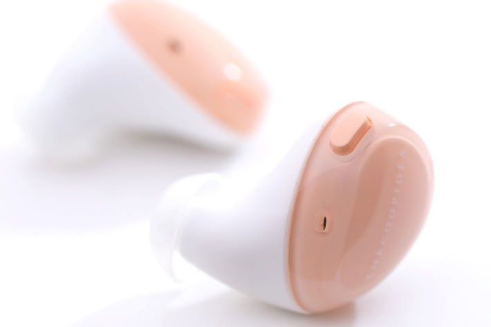 少女色粉色耳機