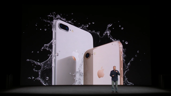 在 iPhone X 的壓力下，iPhone 8 的銷情會否凍過水??