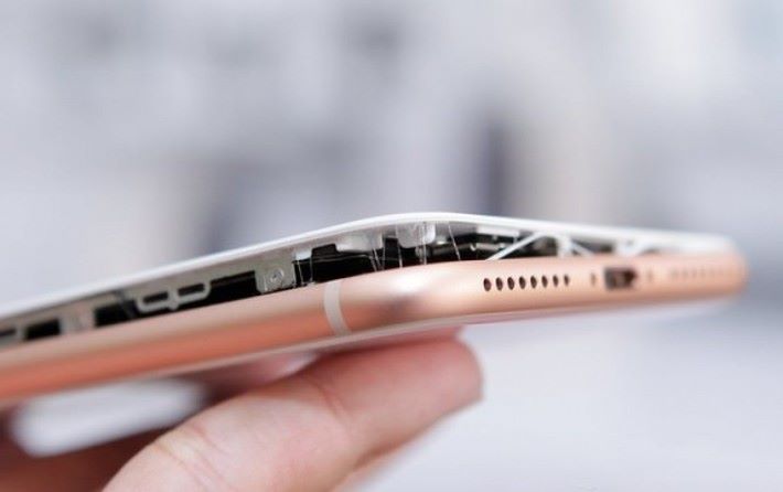 iPhone 在日本及台灣接連發生電池發漲事故。