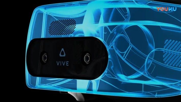 Vive Force 前面有兩個鏡頭，用作 World-scale 追踪。