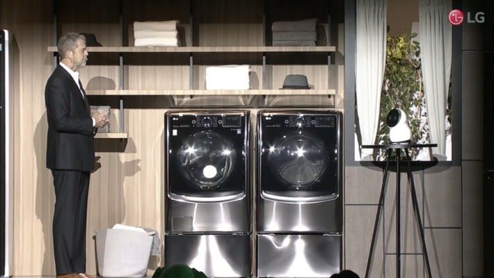 透過 CLOi 的幫助，洗衣機能自動選擇合適的洗衣程序。