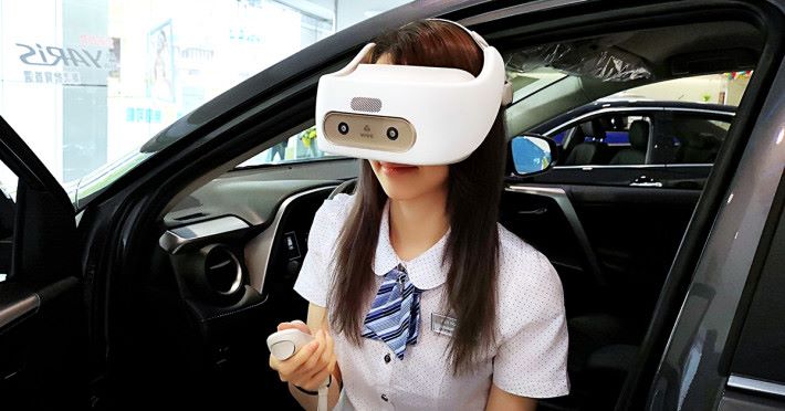 台灣和泰汽車採用 Vive Focus 為顧客提供新的試車體驗。
