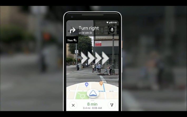 Google Map 的 AR 導航功能。