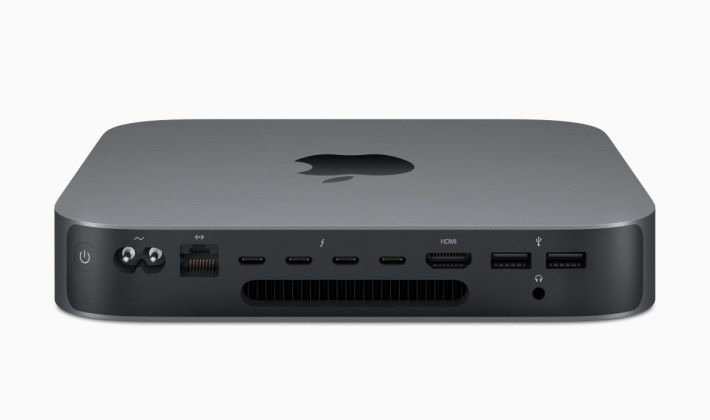 新 Mac mini 連接算是相當齊全，加錢可以將乙太網升級至 10Gb ，又可以連接 eGPU 來提升顯示效能。