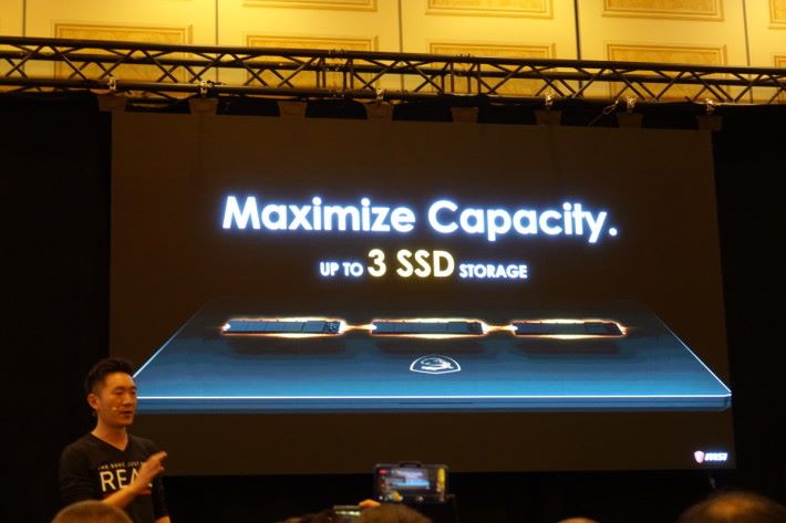 具備 3 組 SSD，為市場極罕有。