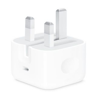 下一代 iPhone 隨機的火牛可能會是這款 Apple 18W USB-C 電源轉換器，以提供快速充電。