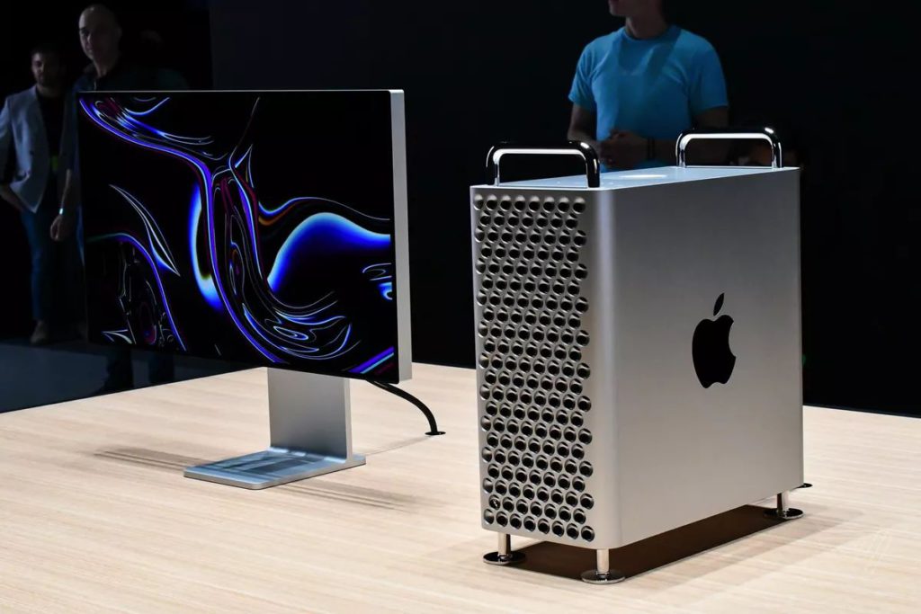 消息人士指 ARM 版 Mac Pro 預計會在 2022 年推出，屆時將可能配備具有 32 個效能核心的 Apple Silicon 處理器。