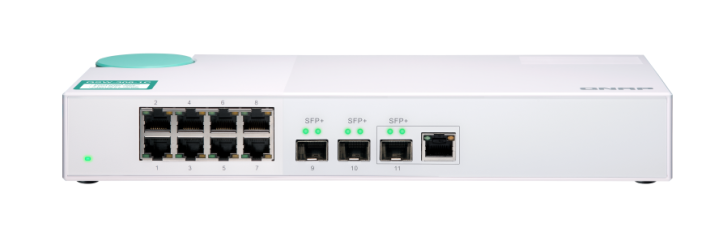 QSW-308-1C 的第 11 個埠為 Combo 埠，讓用戶在 SFP+ 與 RJ45 二擇其一。