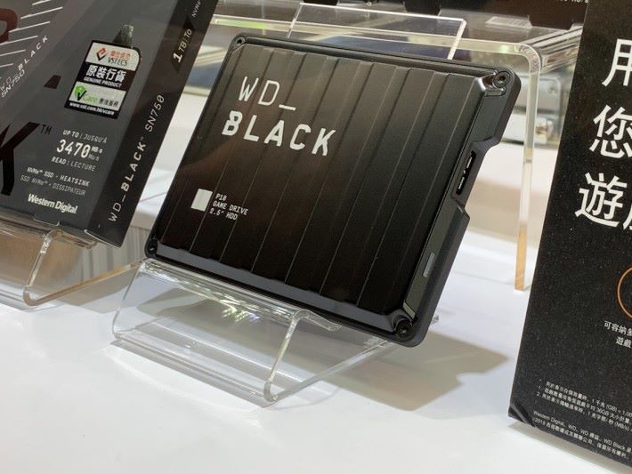WD_BLACK P10 為電競系列 2.5" 外置 HDD。
