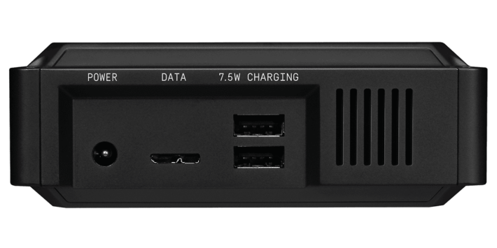 D10 提供兩個額外的 7.5W USB 充電埠。