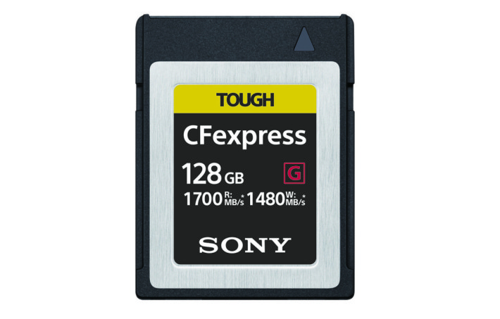 靭體升級後， Z7/Z6 就可以使用存取速度更快的 CFexpress 卡。