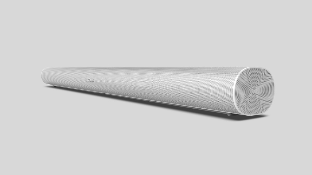 ．Sonos Arc 以簡約橢圓外型為主，全機以金屬網包裹。