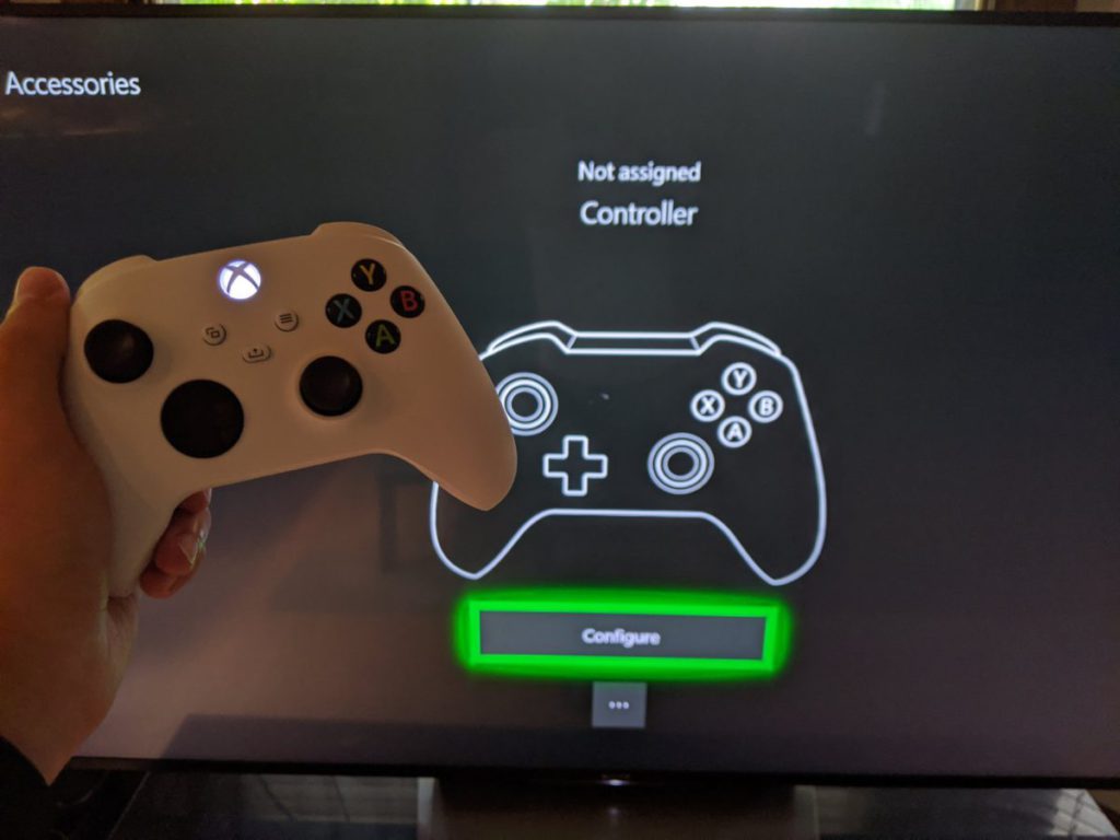 Zak S 亦測試該手掣可於 Xbox One 上使用。