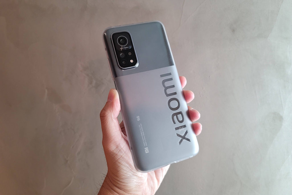 三款手機均附送銀離子抗菌外殼（Mi 10T Lite 5G 的外殼則未有印上 Xiaomi 字樣）。