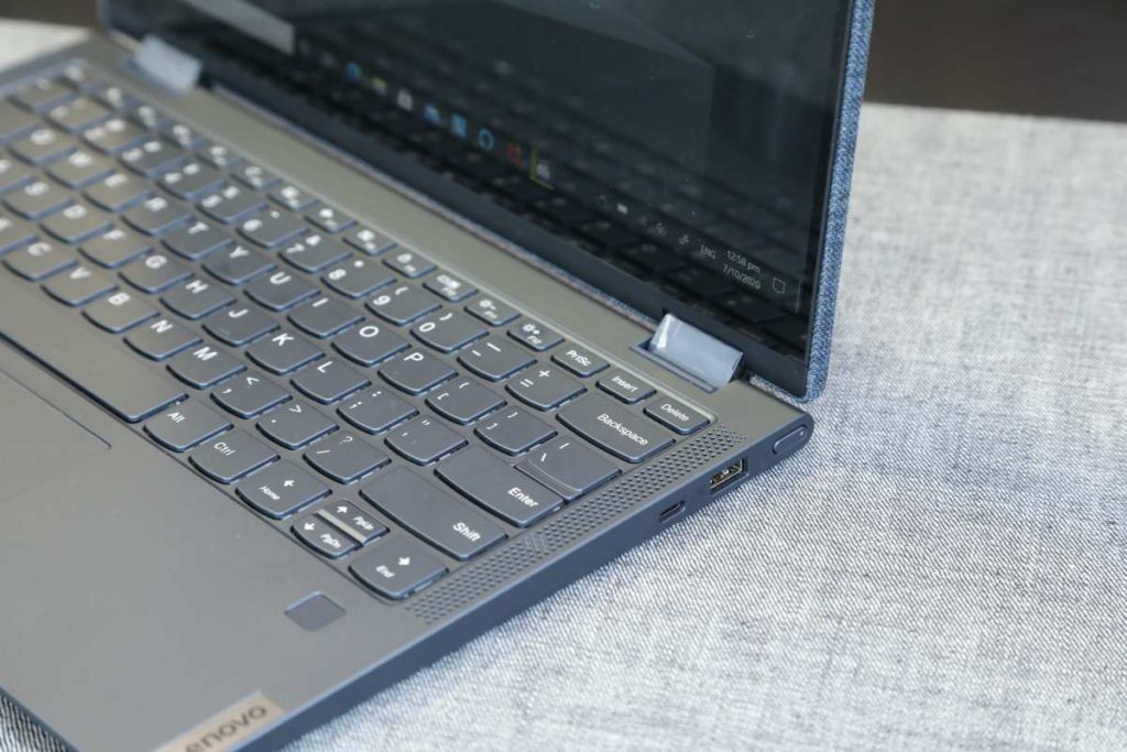 Yoga 6 是 Lenovo AMD Ryzen 系列首部可變型筆電型號。