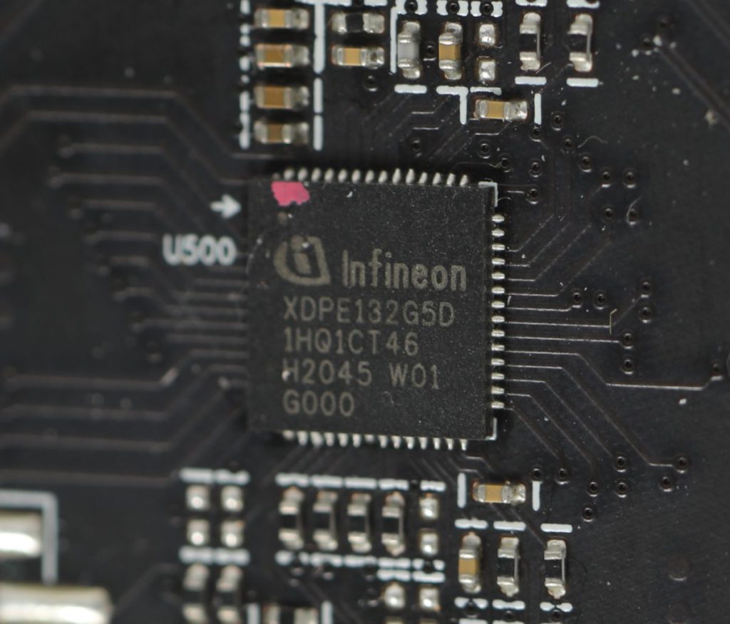 採用名廠 Infineon XDPE132G5D 16 相 PWM 晶片