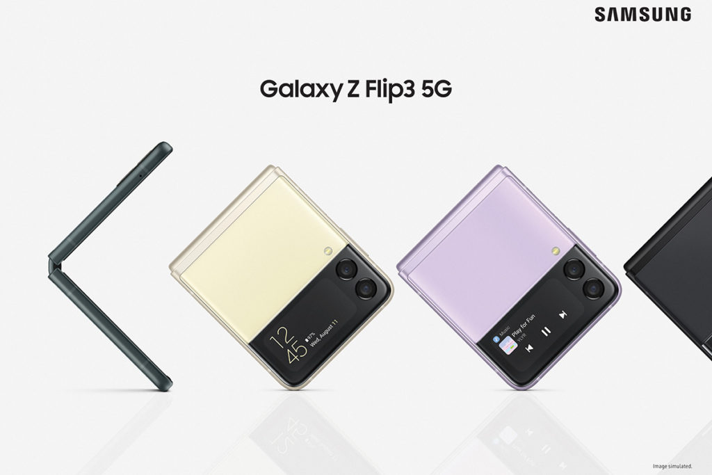 Galaxy Z Flip3同樣是「貝殼式」摺疊設計，但使用了 Dual Tone玻璃亮面風格，觀感更為年青。