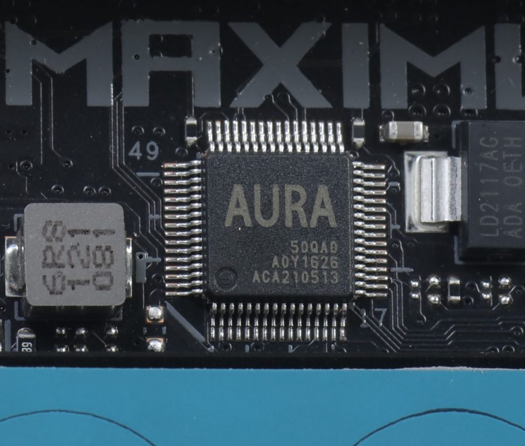 加入AURA專用晶片加強ARGB燈效變化。