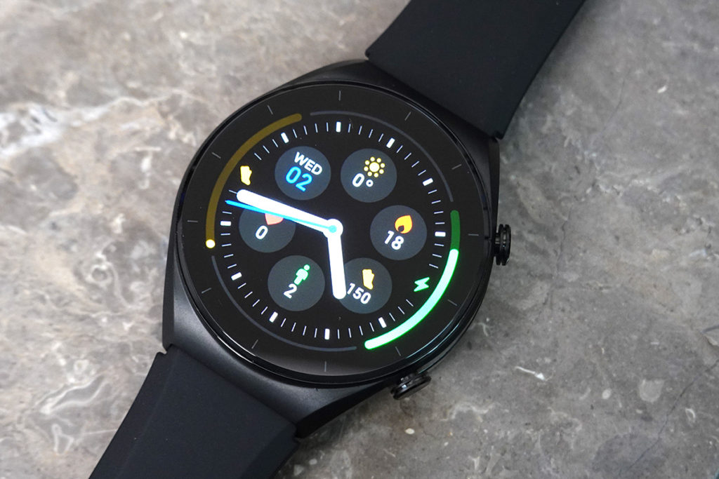 Xiaomi Watch S1為一般用戶或商務人士而設， 1.43吋AMOLED圓形錶面採用藍寶石玻璃表面，搭配不鏽鋼材質錶身。