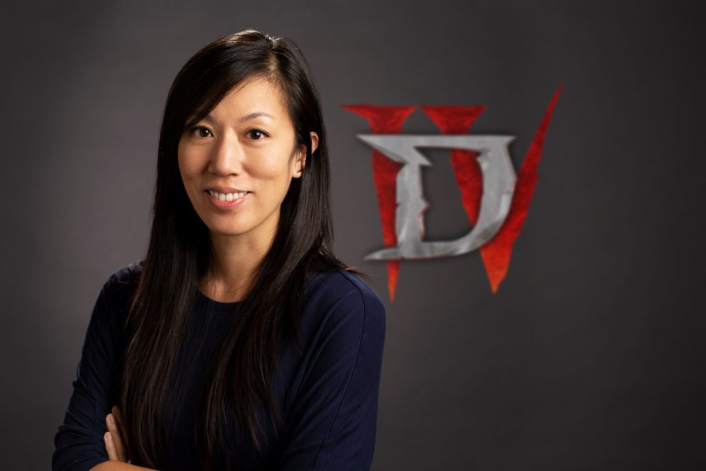 Angela Del Priore - 《Diablo IV》首席遊戲設計師，負責家用主機及控制器、使用者介面、協助工具及戰鬥。
