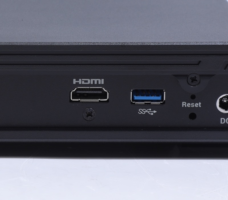 HDMI 2.0b 輸出，支援 4K@60Hz 影像。