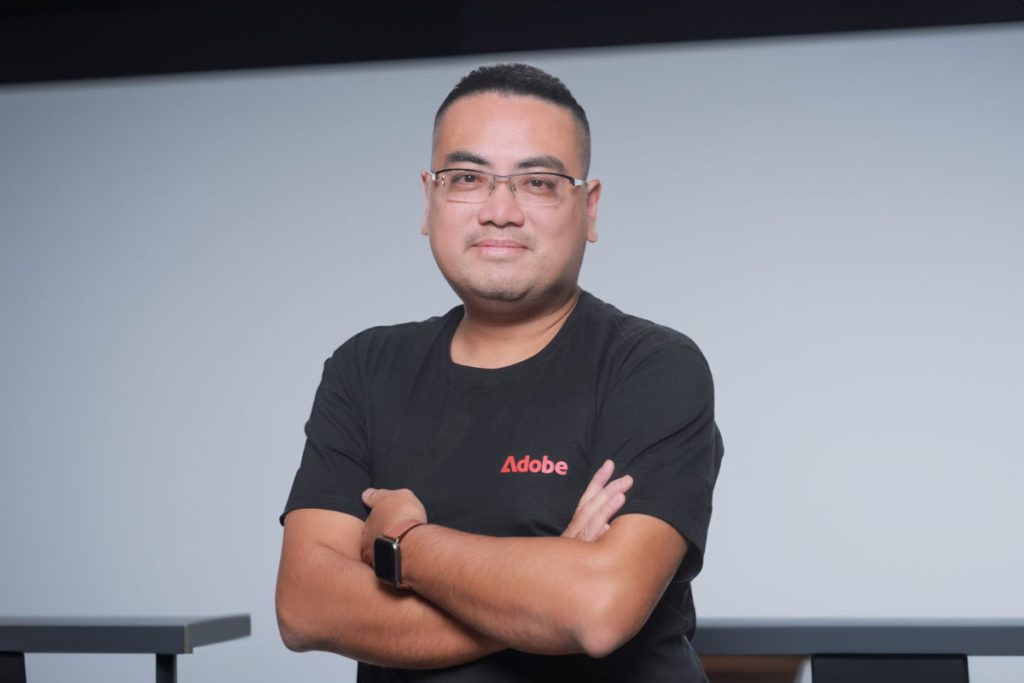 Adobe 香港及台灣區高級數碼媒體技術工程顧問 Ernest Wong