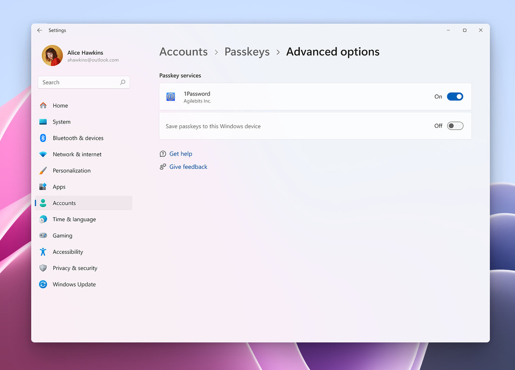 升級並安裝 1Password Beta 之後,只要到「Account > Passkeys > Advanced options,在 Passkey services 通行密鑰服務勾選 1Password,就會開啟「插件憑證管理員」。