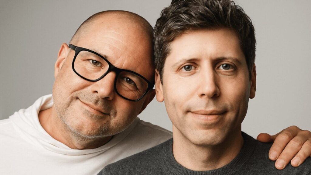 OpenAI 與 Jony Ive 近年積極發展 AI 硬件，並成為 io 公司，被指積極招攬 Apple 員工跳槽。