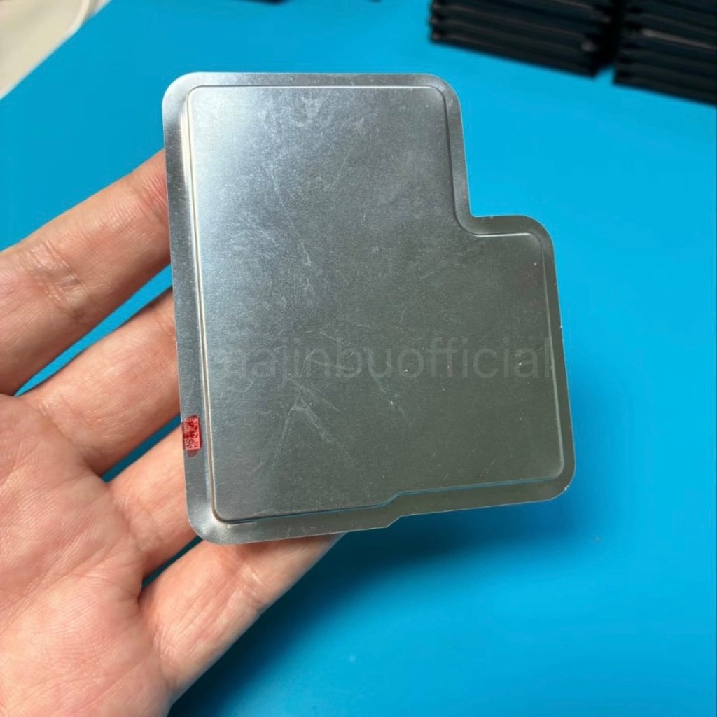 今代 iPhone 17 Pro 的電池會採用新的封裝設計，以提高電池的散熱效能。