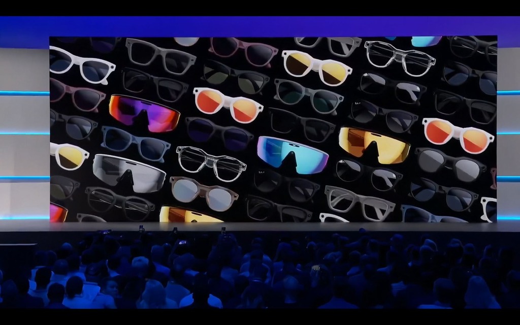 Meta Connect 2025 一口仔氣發表 3 款 AI 智能眼鏡，連同夏天推出的 Oakley Meta HSTN，Meta 今年年末購物旺季將有 4 款智能眼鏡在市場。