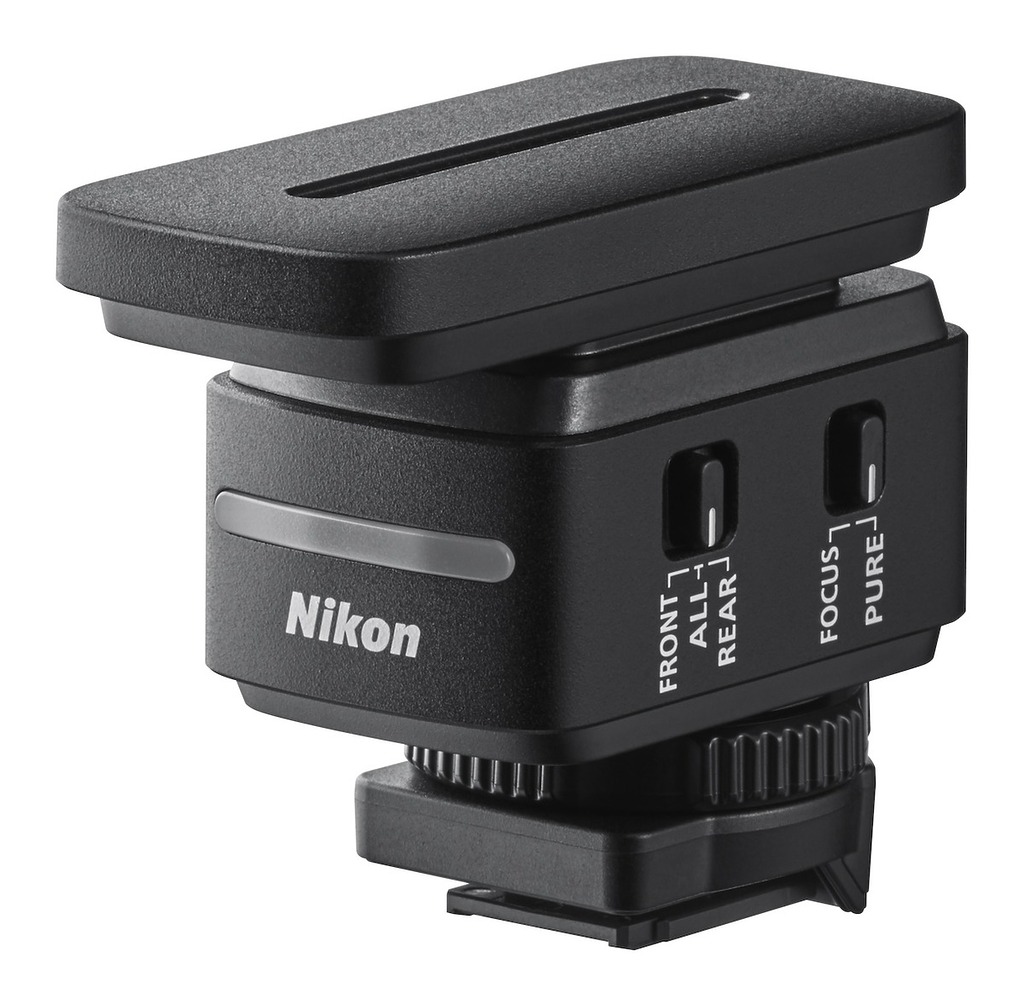 Nikon 同時也有推出配件，是個無線槍型收音咪。