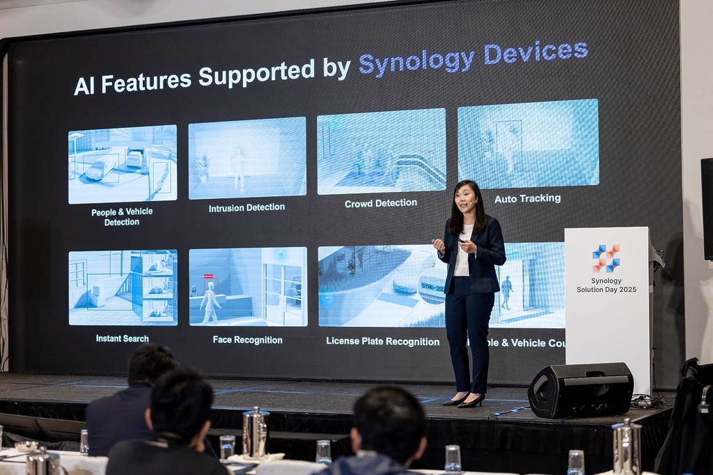 Synology 展示了監控設備支持的多種 AI 功能。