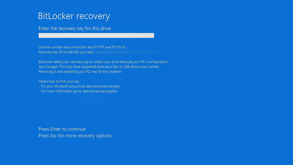 部分電腦在安裝 Windows 10 月更新後,重新開機時出現 BitLocker Recovery 畫面,要求提供修復金鑰,否則就無法解密碟機。