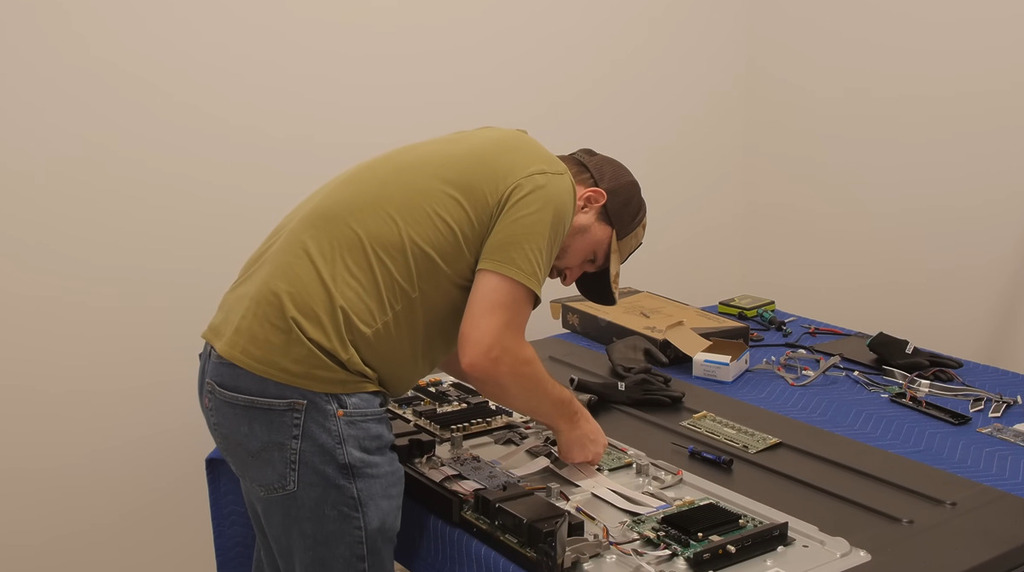 在 RTINGS 的測試中顯示,一些較昂貴的電視機,反而是首批出現故障的產品,或者大多數電視機的設計都集中在畫面表現,至於耐用度和維修可能並非首要考慮。