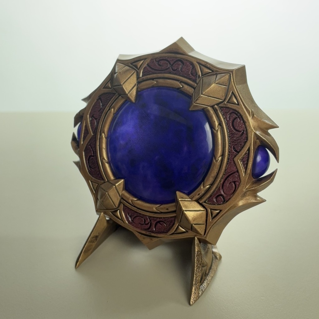 內有充電池可發光