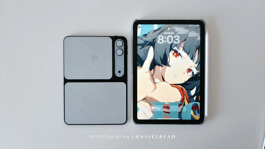 SEKILOG 將 iPhone Fold 模型和 iPad mini 7 作對照