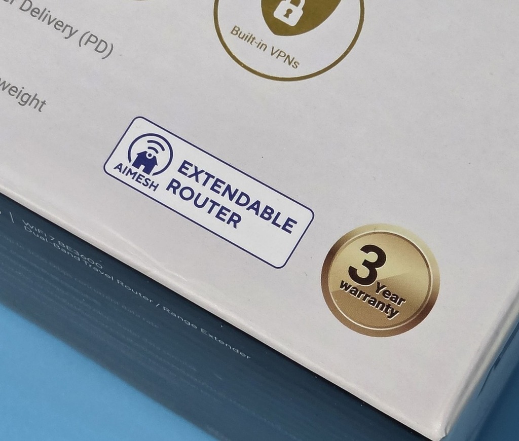 支援 AiMesh 技術。