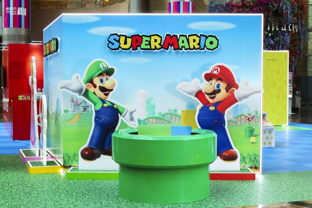 打卡區包括經常登場於瑪利歐系列蘑菇王國的「水管」場景