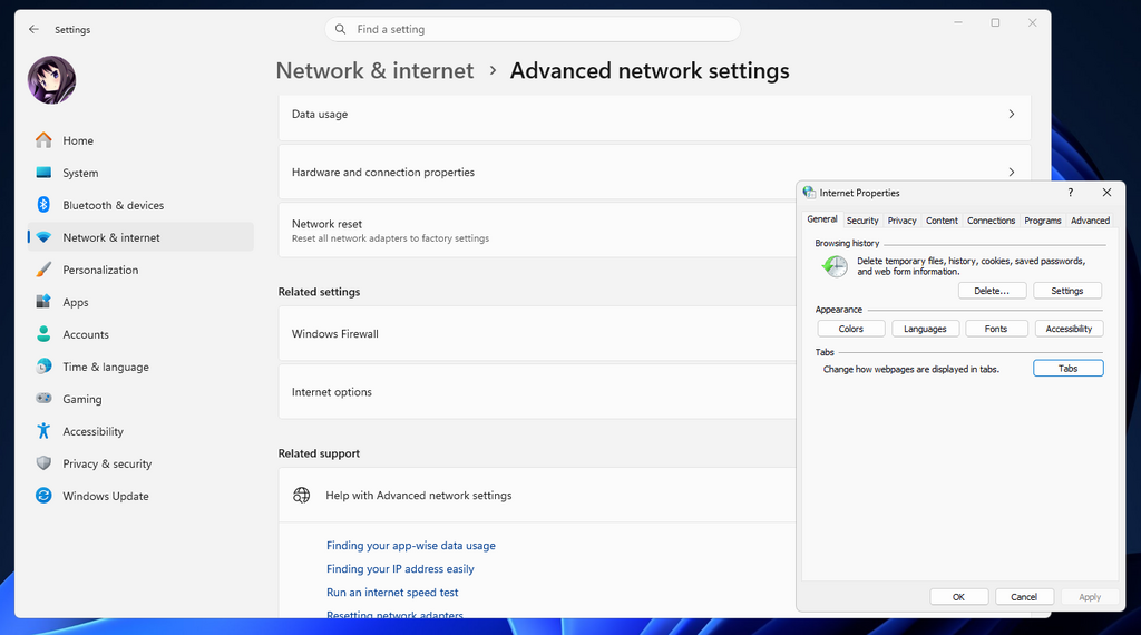 現時 Settings 裡有一些設定仍然是依賴控制台 Control Panel 的,如進階網絡設定裡的網際網絡選項。