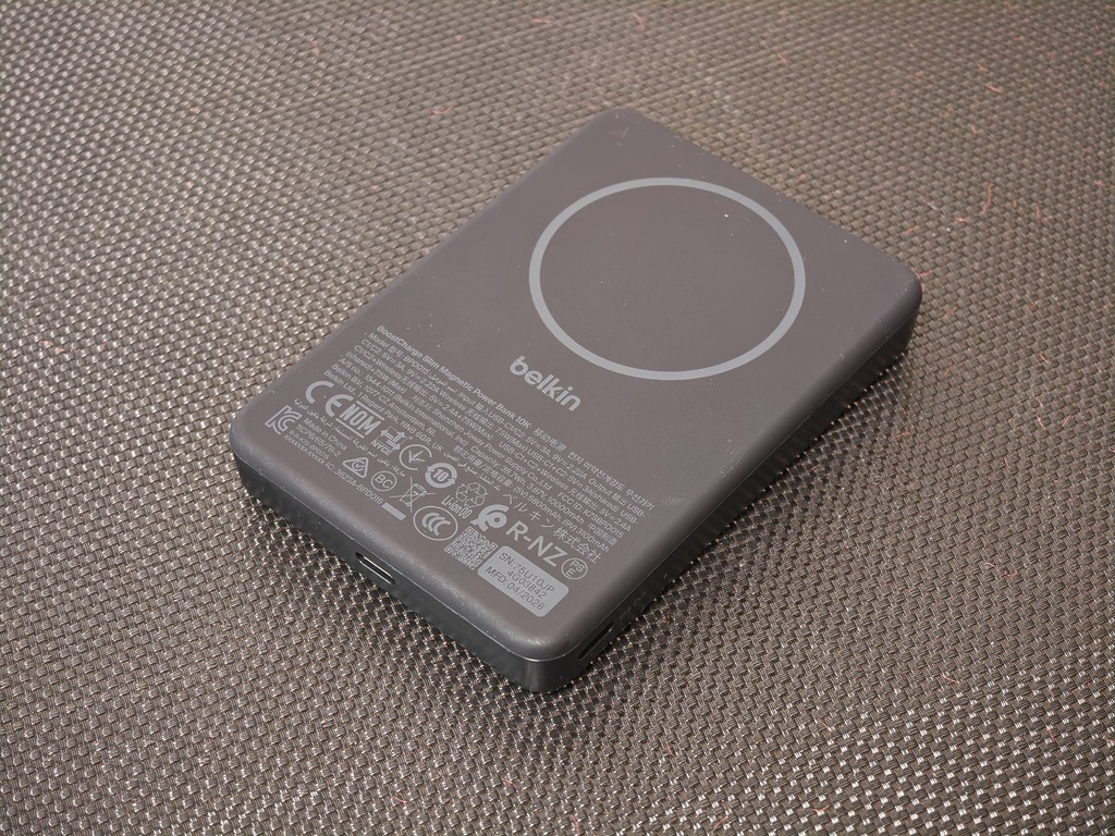 Belkin BoostCharge 磁吸行動電源 10K（BPD015qcBK）