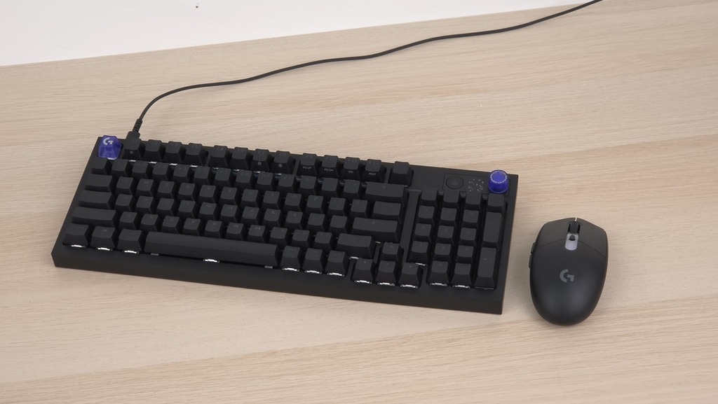 Logitech G316 X 98 鍵鍵盤及 G304 X SUPERLIGHT滑鼠