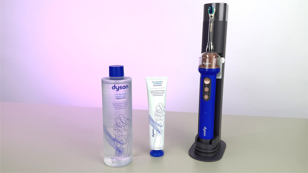 為確保 Gap Optical Targeting 齒縫定位技術精準運作，Dyson 建議使用專研無泡沫牙膏及低泡沫漱口水。