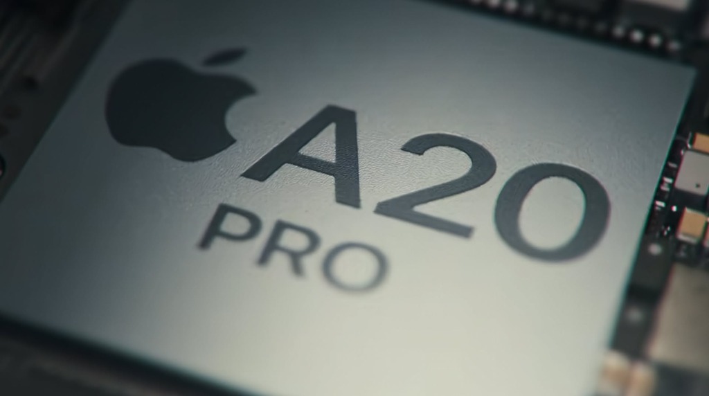 A20 Pro 處理器使用最新 2nm 製程，記憶體頻寬較 A19 Pro 增加 50%，內置六核心 CPU，以及全新的七核心 GPU；Apple 指 GPU 圖像處理效能最高較 A19 Pro 快 40%。