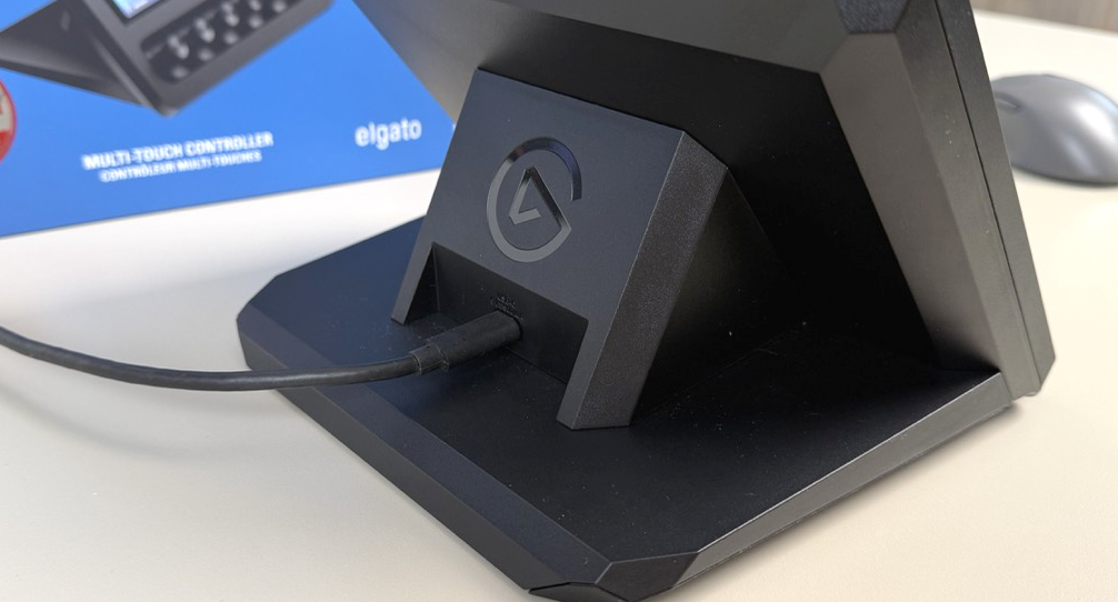 安裝簡單，只要插一條 USB-C，安裝 Stream Deck 軟件就能開始按照自己的工作流程來設定各種按鈕和旋鈕。